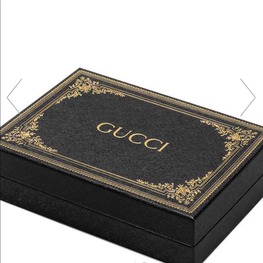 Gucci embroidered lingerie - Picture 3 of 8